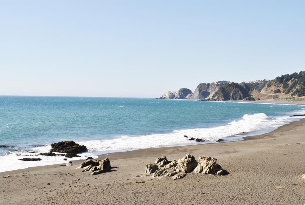 Hotel Playa El Cable กอนสตีตูซีออน ภายนอก รูปภาพ